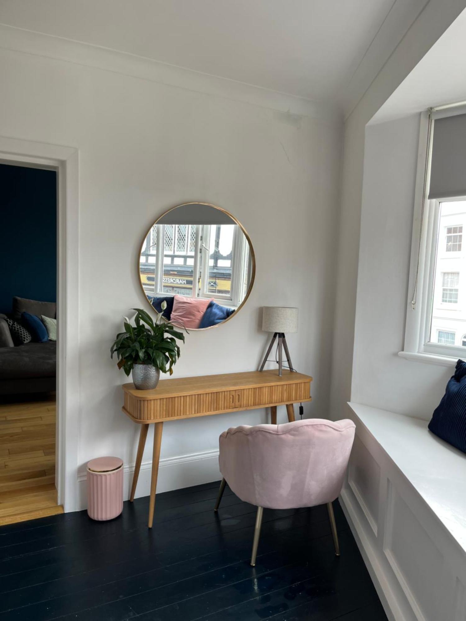The Clock Tower Apartment - Spacious, Modern, 2 Bed Room Apartment , Southsea With Free Parking - Sleeps 4 朴次茅斯 外观 照片